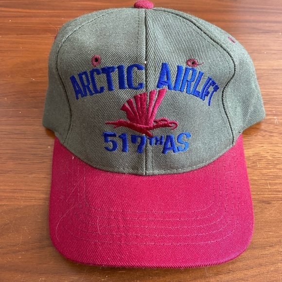 Arctic Airlift 517th AS Hat - Picture 2 of 3